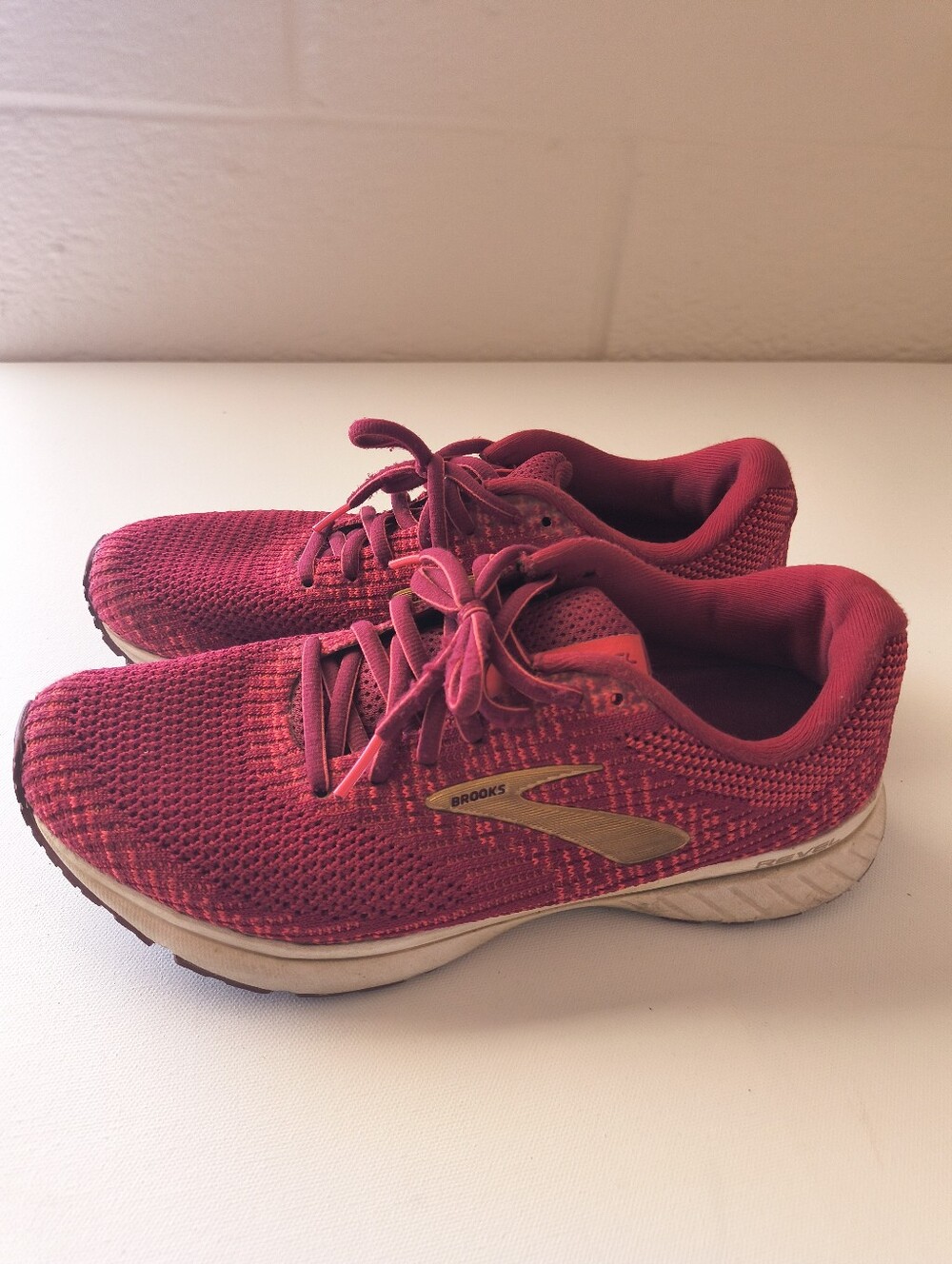 Brooks Revel 3 Running Shoes - Size 9